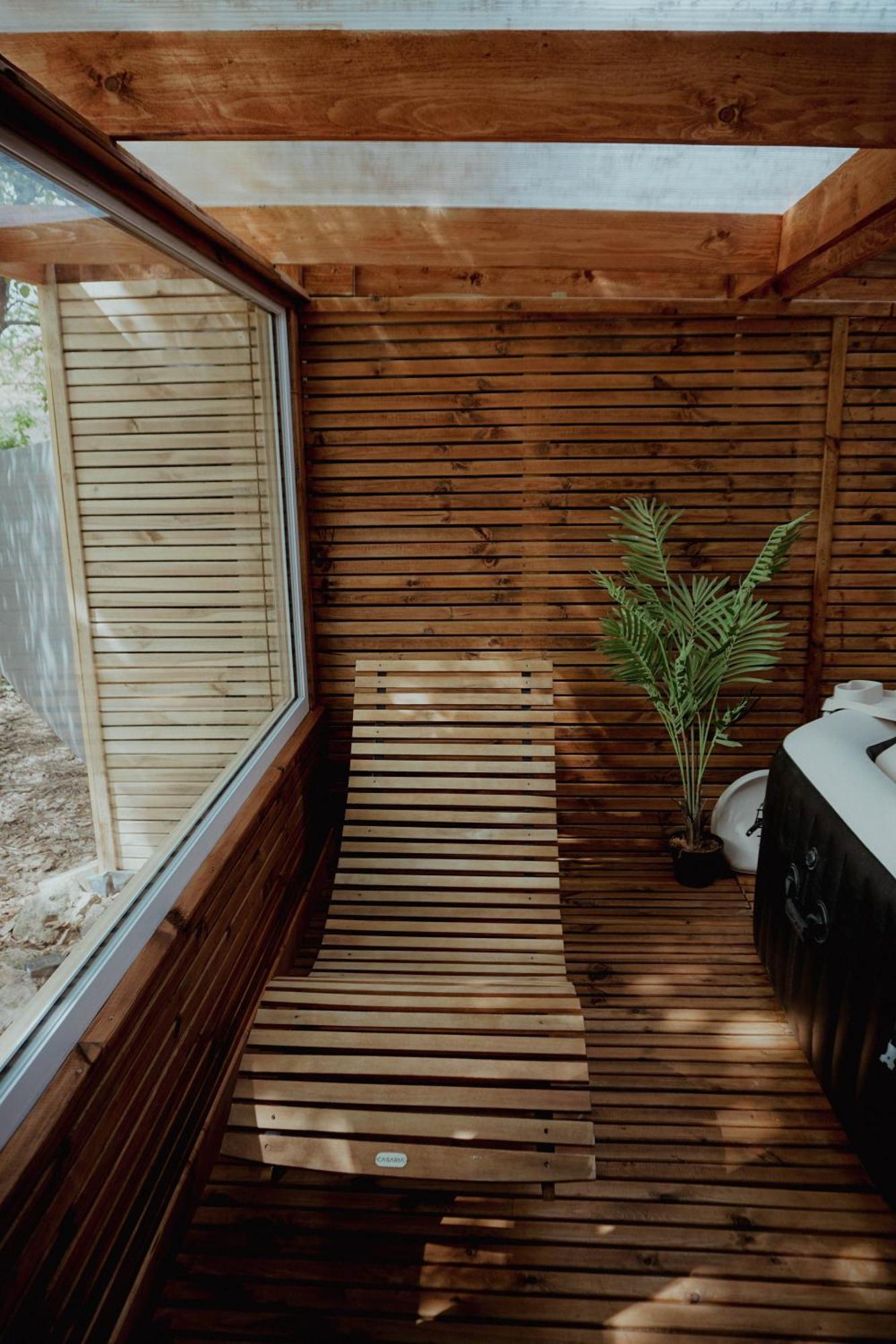Le Chalet Tipi Avec Jacuzzi Et Jardin Τρουά Εξωτερικό φωτογραφία